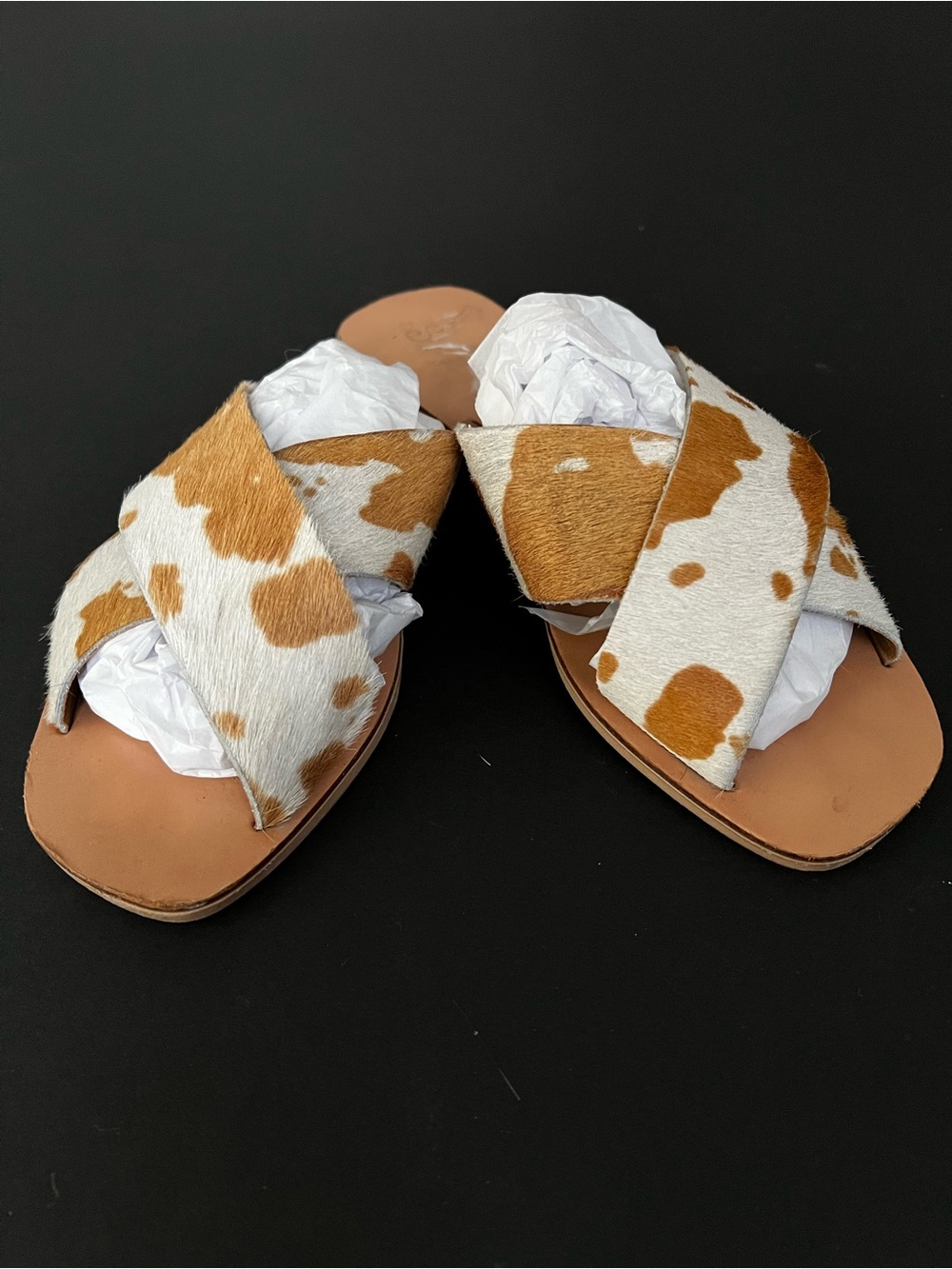 Seychelles Calf Hair White & Tan Criss Cross Slip on Flat Sandals